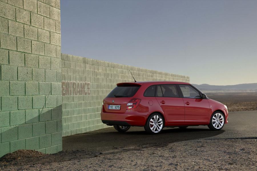  Skoda Fabia Combi vRS 2010 года  (фото 7 из 10)